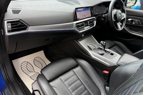 BMW 3 Series 320D M SPORT - 9 BMW SERVICES RECORDED - HARMAN KARDON -COMFORT PACK 25