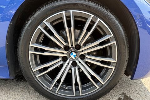BMW 3 Series 320D M SPORT - 9 BMW SERVICES RECORDED - HARMAN KARDON -COMFORT PACK 62