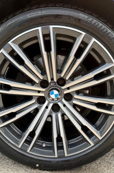 BMW 3 Series 320D M SPORT - 9 BMW SERVICES RECORDED - HARMAN KARDON -COMFORT PACK 