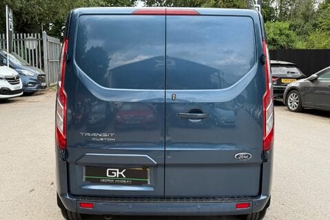 Ford Transit Custom 300 LIMITED L1 H1 AUTOMATIC 6 SEATER CREWVAN -NO VAT -CAMERA -WETBELT DONE 8