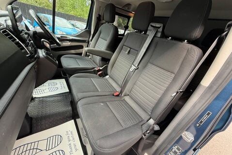 Ford Transit Custom 300 LIMITED L1 H1 AUTOMATIC 6 SEATER CREWVAN -NO VAT -CAMERA -WETBELT DONE 19