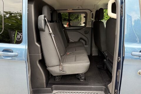 Ford Transit Custom 300 LIMITED L1 H1 AUTOMATIC 6 SEATER CREWVAN -NO VAT -CAMERA -WETBELT DONE 38