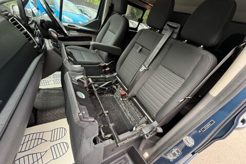 Ford Transit Custom 300 LIMITED L1 H1 AUTOMATIC 6 SEATER CREWVAN -NO VAT -CAMERA -WETBELT DONE 41