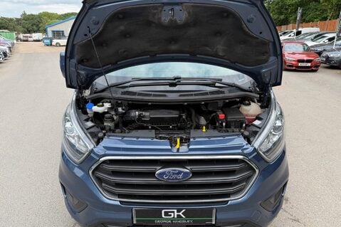 Ford Transit Custom 300 LIMITED L1 H1 AUTOMATIC 6 SEATER CREWVAN -NO VAT -CAMERA -WETBELT DONE 47