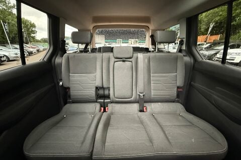 Ford Grand Tourneo Connect TITANIUM TDCI AUTOMATIC - PANORAMIC ROOF - 7 SEATER  16