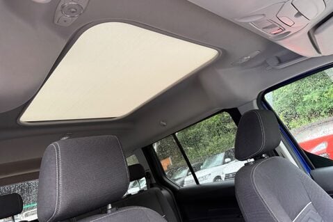 Ford Grand Tourneo Connect TITANIUM TDCI AUTOMATIC - PANORAMIC ROOF - 7 SEATER  39