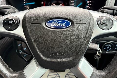 Ford Grand Tourneo Connect TITANIUM TDCI AUTOMATIC - PANORAMIC ROOF - 7 SEATER  40