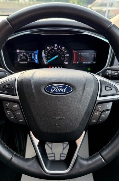 Ford Mondeo TITANIUM HEV - £20 ROAD TAX! - 1 OWNER - FSH WITH 9 SERVICES 