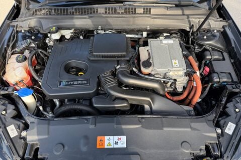 Ford Mondeo TITANIUM HEV - £20 ROAD TAX! - 1 OWNER - FSH WITH 9 SERVICES 46