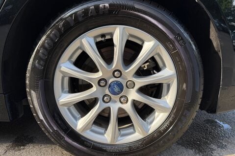Ford Mondeo TITANIUM HEV - £20 ROAD TAX! - 1 OWNER - FSH WITH 9 SERVICES 48