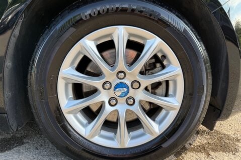 Ford Mondeo TITANIUM HEV - £20 ROAD TAX! - 1 OWNER - FSH WITH 9 SERVICES 50