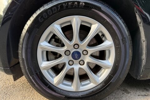 Ford Mondeo TITANIUM HEV - £20 ROAD TAX! - 1 OWNER - FSH WITH 9 SERVICES 51