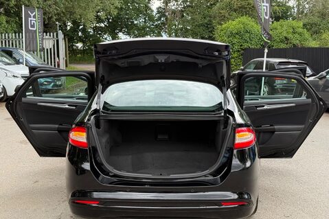 Ford Mondeo TITANIUM HEV - £20 ROAD TAX - 1 OWNER - FSH WITH 9 SERVICES 19