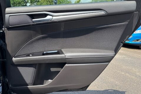 Ford Mondeo TITANIUM HEV - £20 ROAD TAX! - 1 OWNER - 8 SERVICES - APPLE CAR PLAY 28