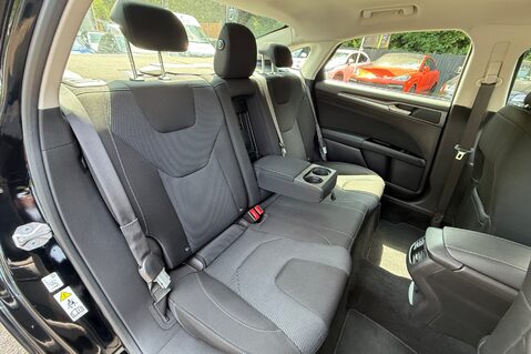 Ford Mondeo TITANIUM HEV - £20 ROAD TAX! - 1 OWNER - 8 SERVICES - APPLE CAR PLAY 30