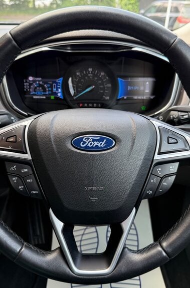 Ford Mondeo TITANIUM HEV - £20 ROAD TAX! - 1 OWNER - 8 SERVICES - APPLE CAR PLAY 