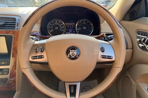 Jaguar XK COUPE - ONE OWNER FROM NEW - FULL JAGUAR & JAG SPECIALIST SERVICE HISTORY 6