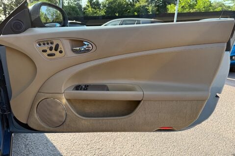 Jaguar XK COUPE - ONE OWNER FROM NEW - FULL JAGUAR & JAG SPECIALIST SERVICE HISTORY 34