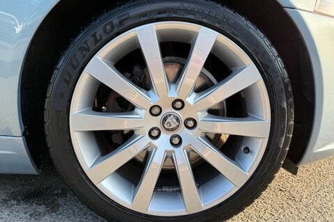 Jaguar XK COUPE - ONE OWNER FROM NEW - FULL JAGUAR & JAG SPECIALIST SERVICE HISTORY 56
