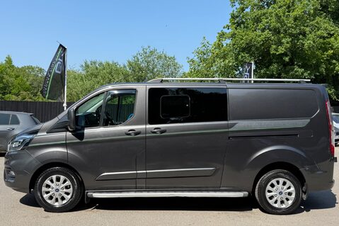 Ford Transit Custom 320 LIMITED DCIV ECOBLUE 6 SEATER CREWVAN -NEW WET BELT -NO VAT - CAMERA 9