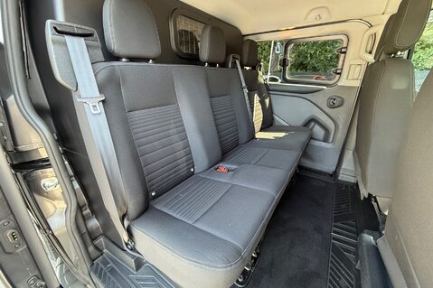 Ford Transit Custom 320 LIMITED DCIV ECOBLUE 6 SEATER CREWVAN -NEW WET BELT -NO VAT - CAMERA 29