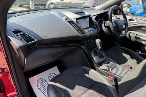 Ford Kuga ST-LINE AUTOMATIC - APPLE CAR PLAY - FULL FORD SERVICE HISTORY 21