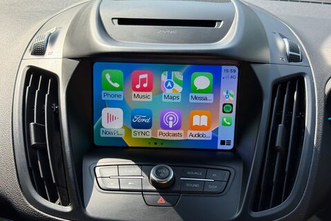 Ford Kuga ST-LINE AUTOMATIC - APPLE CAR PLAY - FULL FORD SERVICE HISTORY 4