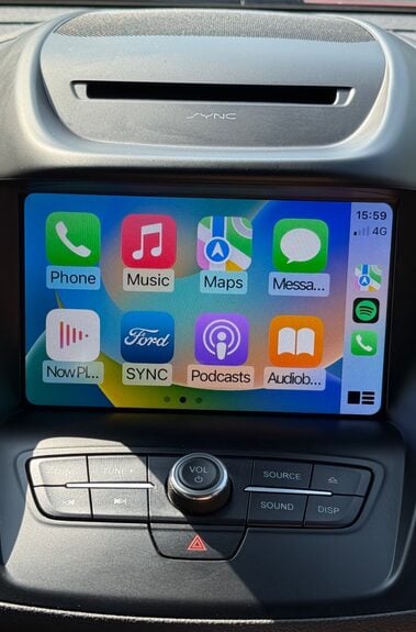 Ford Kuga ST-LINE AUTOMATIC - APPLE CAR PLAY - FULL FORD SERVICE HISTORY 