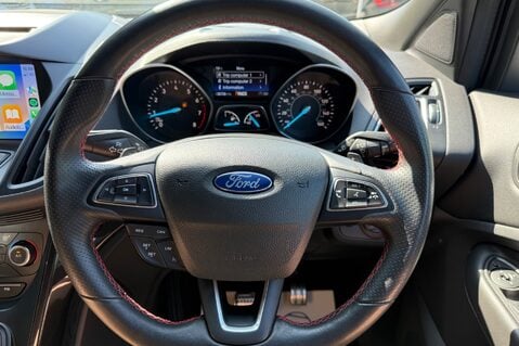 Ford Kuga ST-LINE AUTOMATIC - APPLE CAR PLAY - FULL FORD SERVICE HISTORY 7