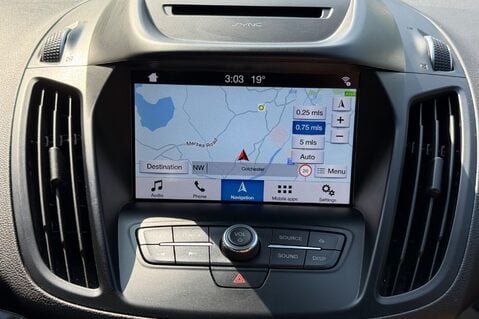Ford Kuga ST-LINE AUTOMATIC - APPLE CAR PLAY - FULL FORD SERVICE HISTORY 42