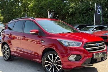 Ford Kuga ST-LINE AUTOMATIC - APPLE CAR PLAY - FULL FORD SERVICE HISTORY