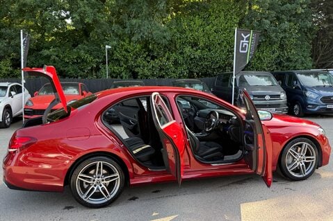 Mercedes-Benz E Class E 220 D AMG LINE - WIDESCREEN COCKPIT - FULL SERVICE HISTORY 18
