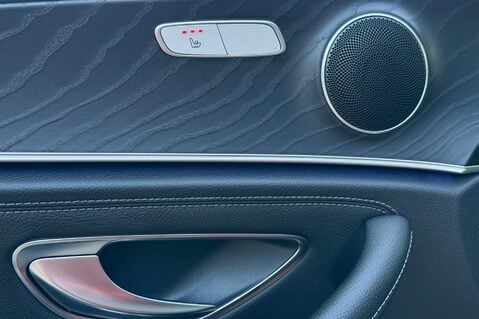 Mercedes-Benz E Class E 220 D AMG LINE - WIDESCREEN COCKPIT - FULL SERVICE HISTORY 25