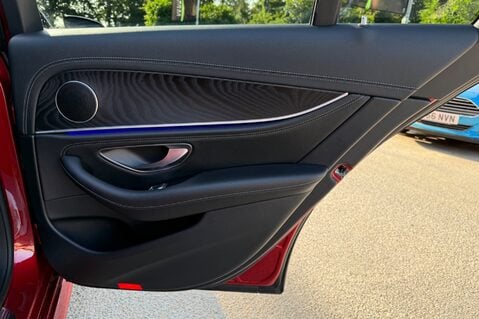 Mercedes-Benz E Class E 220 D AMG LINE - WIDESCREEN COCKPIT - FULL SERVICE HISTORY 31