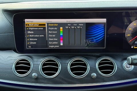 Mercedes-Benz E Class E 220 D AMG LINE - WIDESCREEN COCKPIT - FULL SERVICE HISTORY 43