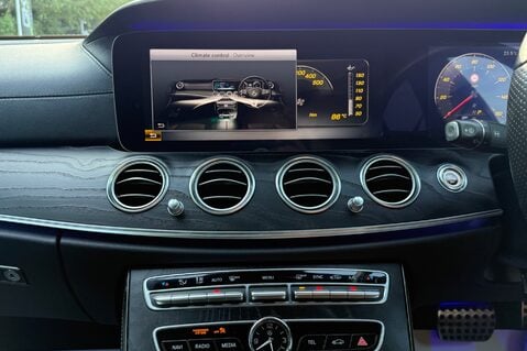 Mercedes-Benz E Class E 220 D AMG LINE - WIDESCREEN COCKPIT - FULL SERVICE HISTORY 49