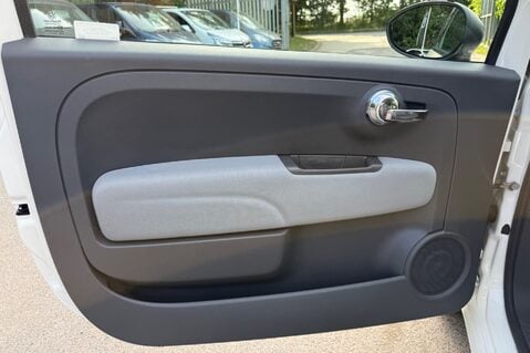 Fiat 500 POP DUALOGIC - AUTOMATIC - APPLE CAR PLAY - REVERSE CAMERA - £20 ROAD TAX 21