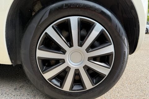 Fiat 500 POP DUALOGIC - AUTOMATIC - APPLE CAR PLAY - REVERSE CAMERA - £20 ROAD TAX 46