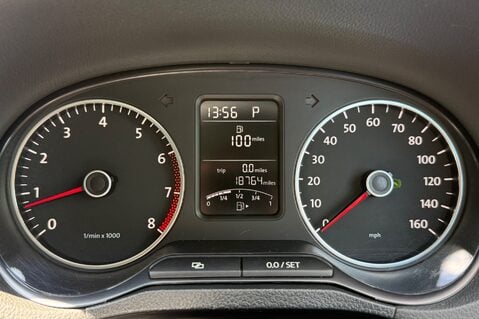 Volkswagen Polo MATCH DSG - LOW MILEAGE - 8 SERVICES RECORDED 32