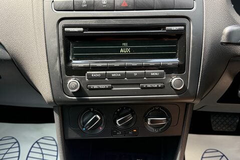 Volkswagen Polo MATCH DSG - LOW MILEAGE - 8 SERVICES RECORDED 38