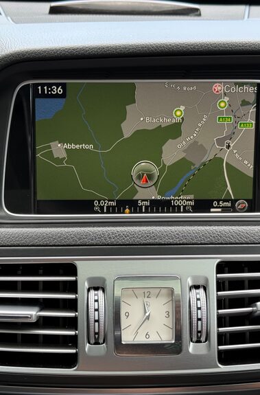 Mercedes-Benz E Class E 220 D AMG LINE EDITION - PANORAMIC SUNROOF - FULL SERVICE HISTORY 