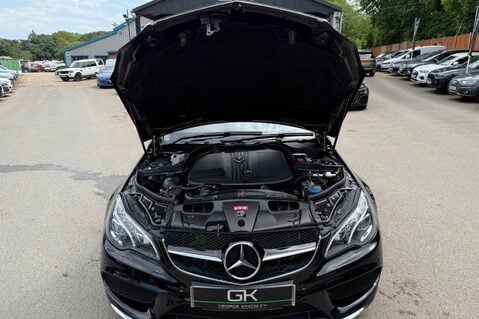 Mercedes-Benz E Class E 220 D AMG LINE EDITION - PANORAMIC SUNROOF - FULL SERVICE HISTORY 46