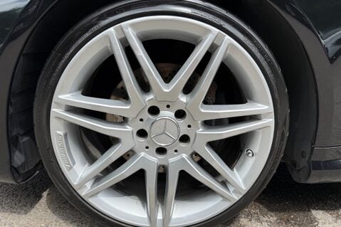 Mercedes-Benz E Class E 220 D AMG LINE EDITION - PANORAMIC SUNROOF - FULL SERVICE HISTORY 53