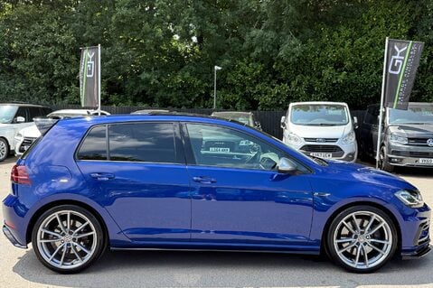 Volkswagen Golf R TSI 4MOTION DSG -PRETORIAS -BODYKIT -PAN ROOF -MILLTEK -APPLE CARPLAY  4
