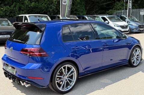 Volkswagen Golf R TSI 4MOTION DSG -PRETORIAS -BODYKIT -PAN ROOF -MILLTEK -APPLE CARPLAY  5