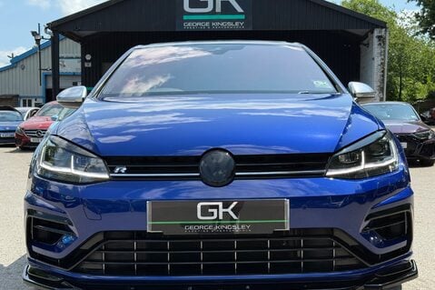 Volkswagen Golf R TSI 4MOTION DSG -PRETORIAS -BODYKIT -PAN ROOF -MILLTEK -APPLE CARPLAY  7