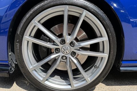 Volkswagen Golf R TSI 4MOTION DSG -PRETORIAS -BODYKIT -PAN ROOF -MILLTEK -APPLE CARPLAY  75