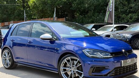 Volkswagen Golf R TSI 4MOTION DSG -PRETORIAS -BODYKIT -PAN ROOF -MILLTEK -APPLE CARPLAY  