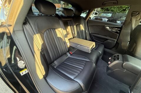 Audi A7 SPORTBACK BI-TDI 320 QUATTRO BLACK EDITION - APPLE CAR PLAY - FSH 31