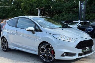 Ford Fiesta ST200 - MILLTEK EXHAUST - FULL SERVICE HISTORY -REVERSE CAMERA -EVERY EXTRA